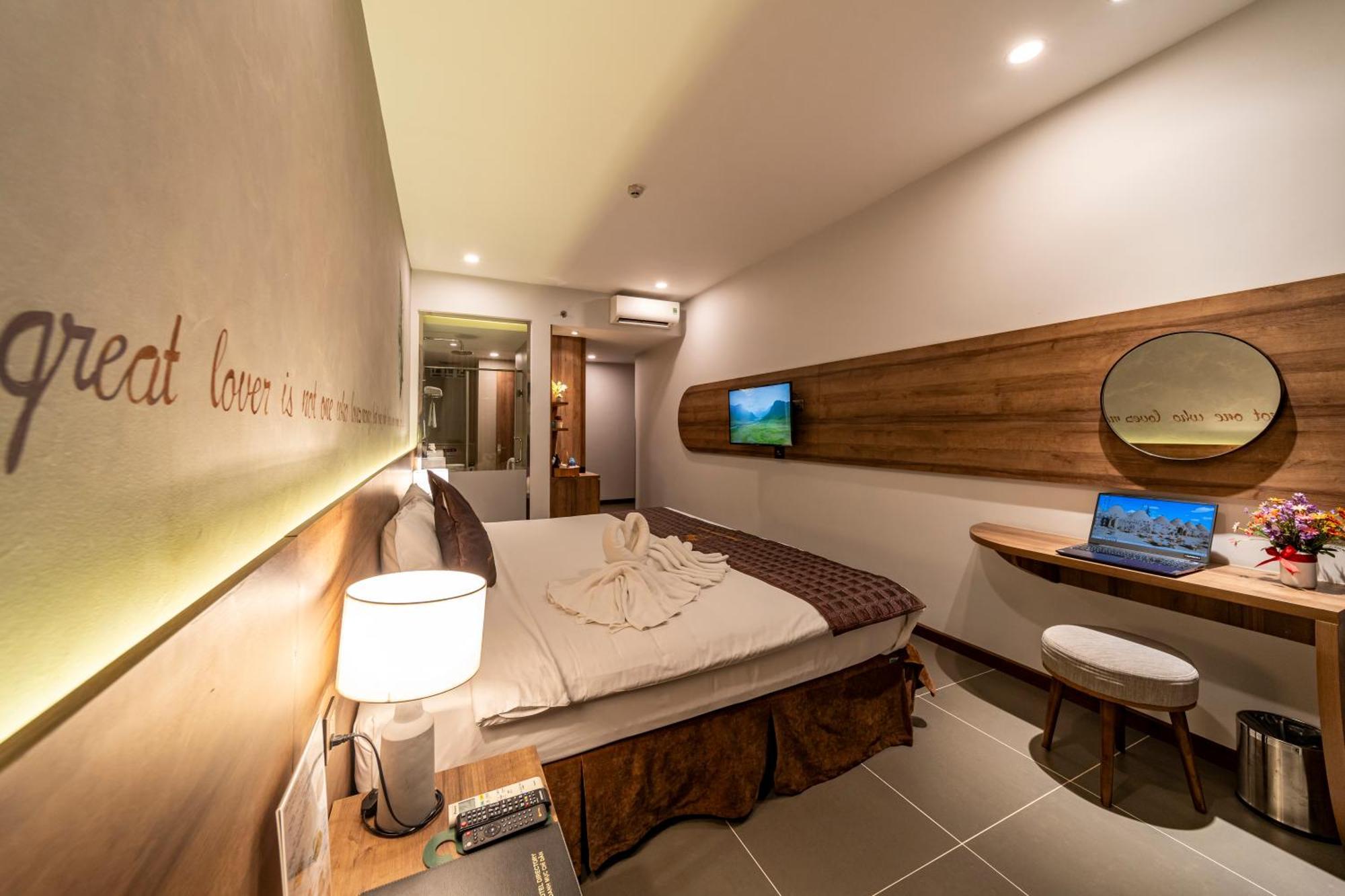 Thanh Long Hotel - Bach Dang Ho Chi Minh-stad Buitenkant foto