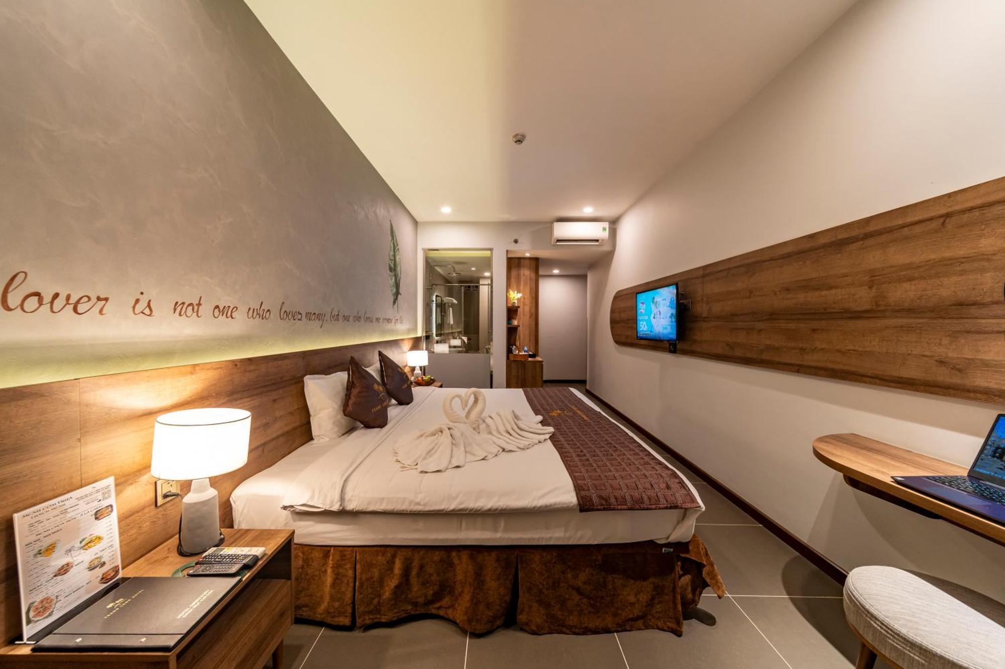 Thanh Long Hotel - Bach Dang Ho Chi Minh-stad Buitenkant foto