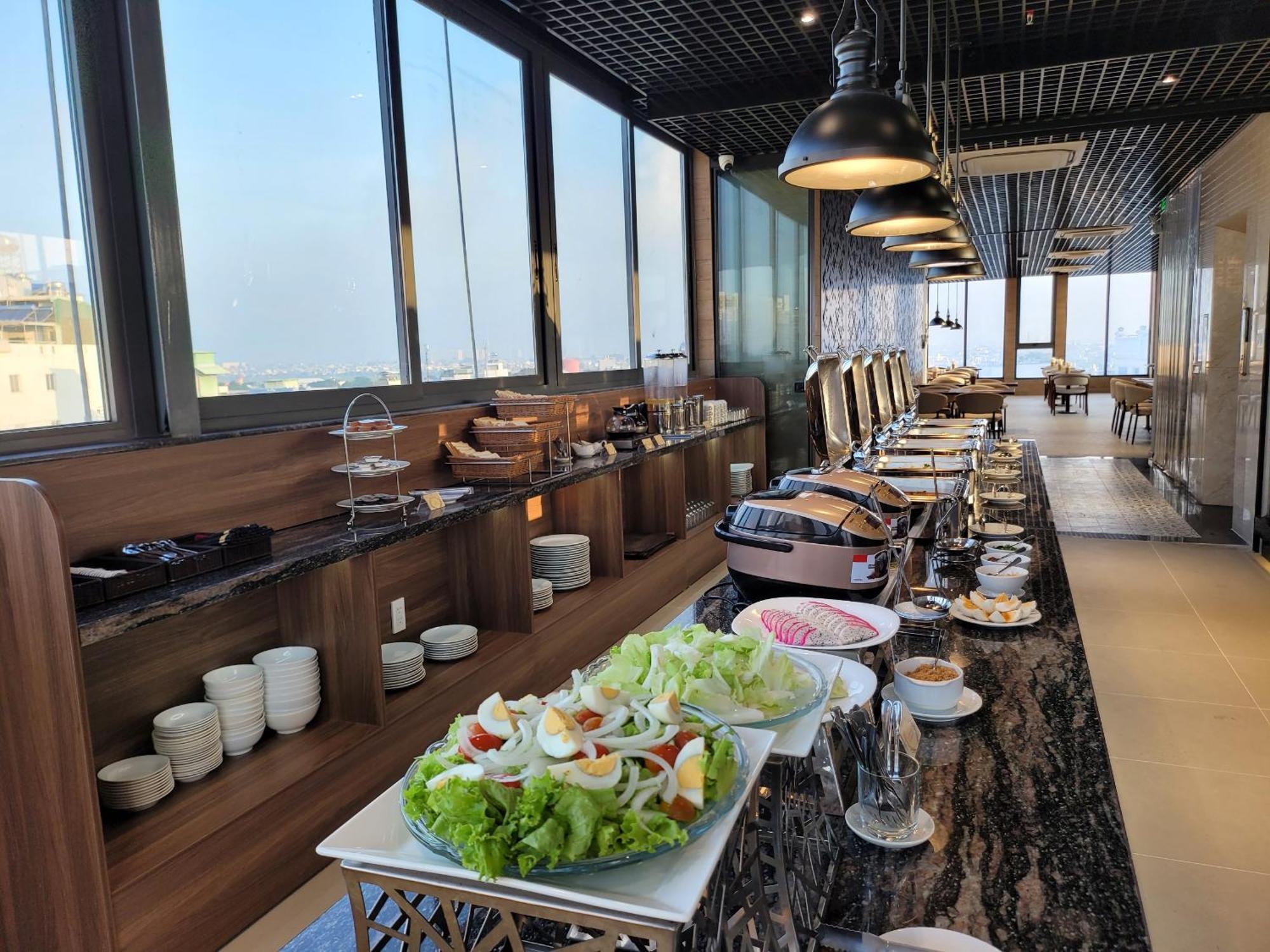 Thanh Long Hotel - Bach Dang Ho Chi Minh-stad Buitenkant foto
